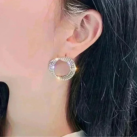 !!SOLD!! 3-layer Sparkling Zircon Silver-Plated Hoop Earrings Elegant Sexy Style - Picture 2 of 4